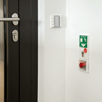 Escape route terminal / door control unit