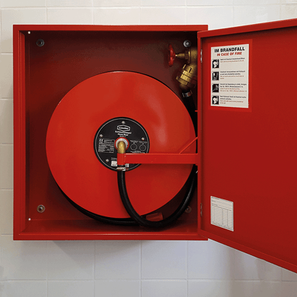 Wall hydrant type F and type S