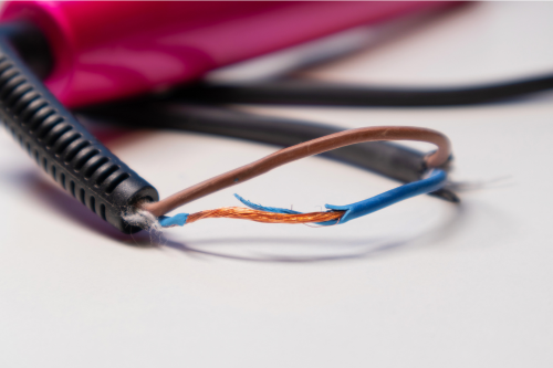 Brandgefahren durch defekte Kabel-CWS Fire Safety