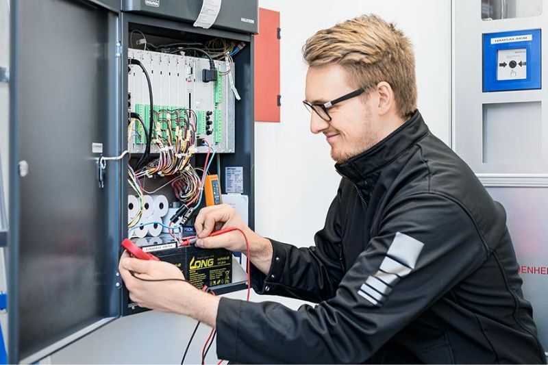 Handwerk-Quereinstieg als Servicetechniker