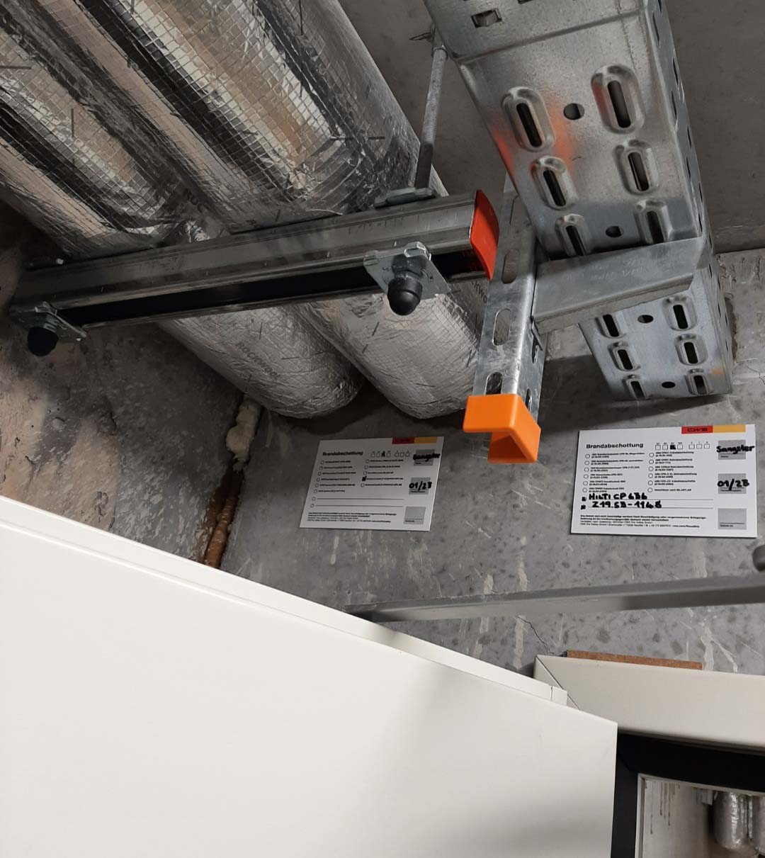 Brandschutzabschottung von Rohrleitungen-CWS Fire Safety