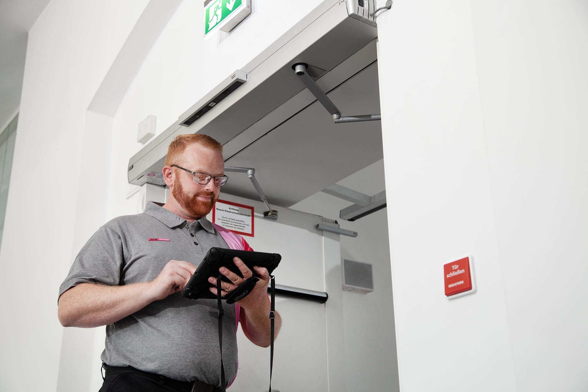 Brandschutztüren Reparatur-Doku-CWS Fire Safety