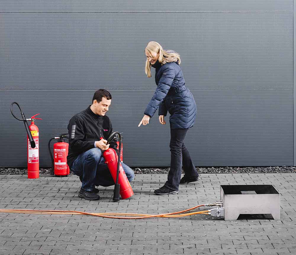 Brandschutzunterweisung wie oft-Einmal im Jahr-CWS Fire Safety unterstützt