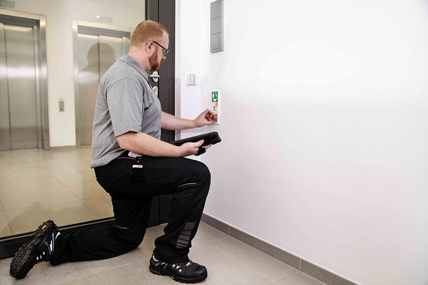 Fluchttürsicherung Wartung - CWS Fire Safety