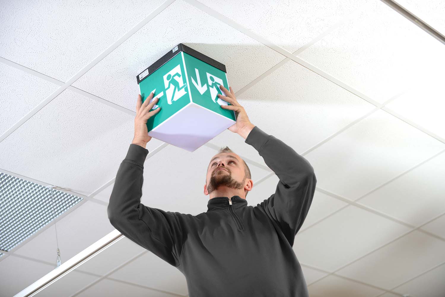 Fluchtwegbeleuchtung vom Profi-CWS Fire Safety