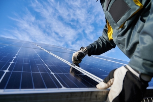 Maßnahmen-Brandschutz-Solaranlagen-Photovoltaikanlage-S-c