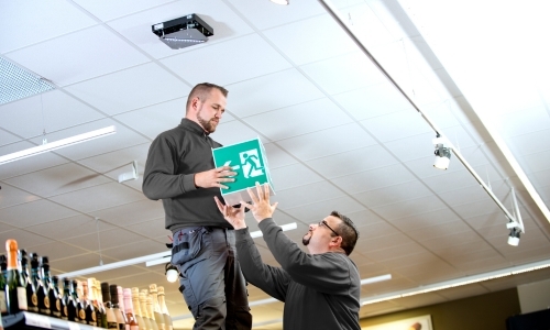 Notbeleuchtung-Sicherheitsbeleuchtung-Wartung-CWS Fire Safety