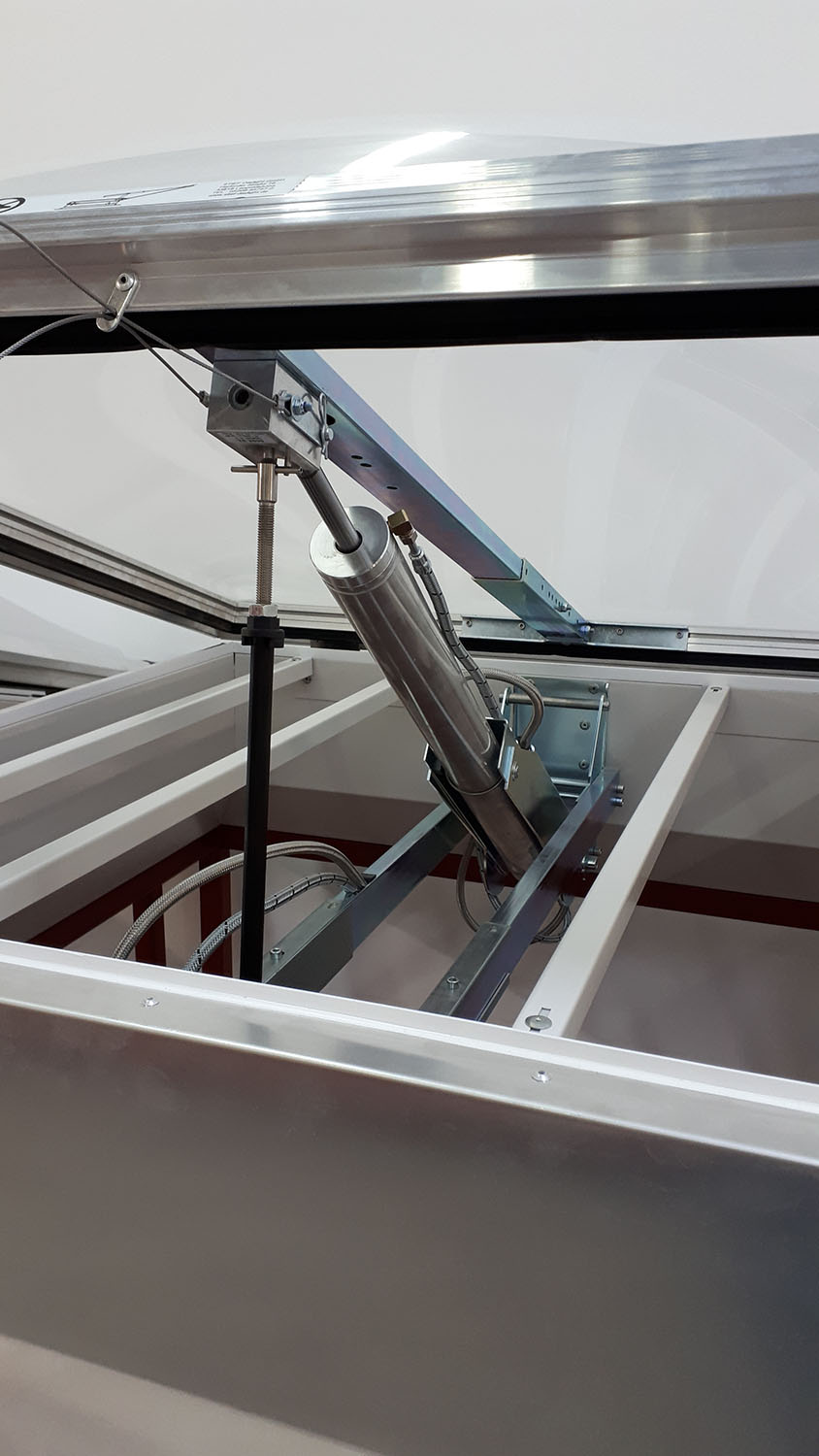 Pneumatische RWA-Anlage-Kuppel-Nahaufnahme-CWS Fire Safety