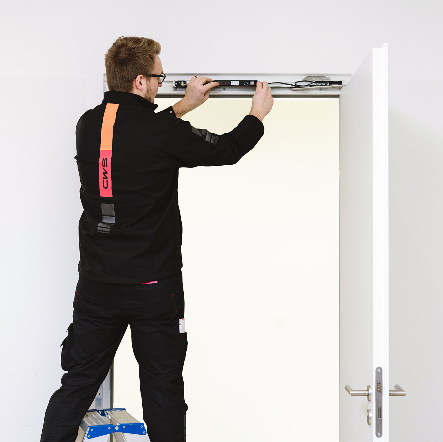 Türfeststellanlage-Wartung-CWS Fire Safety