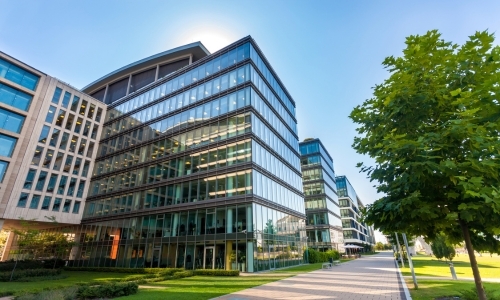 Verhalten im Brandfall am Arbeitsplatz-Schritt für Schritt