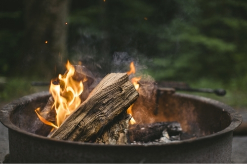Was braucht ein Feuer zum Brennen-S-c
